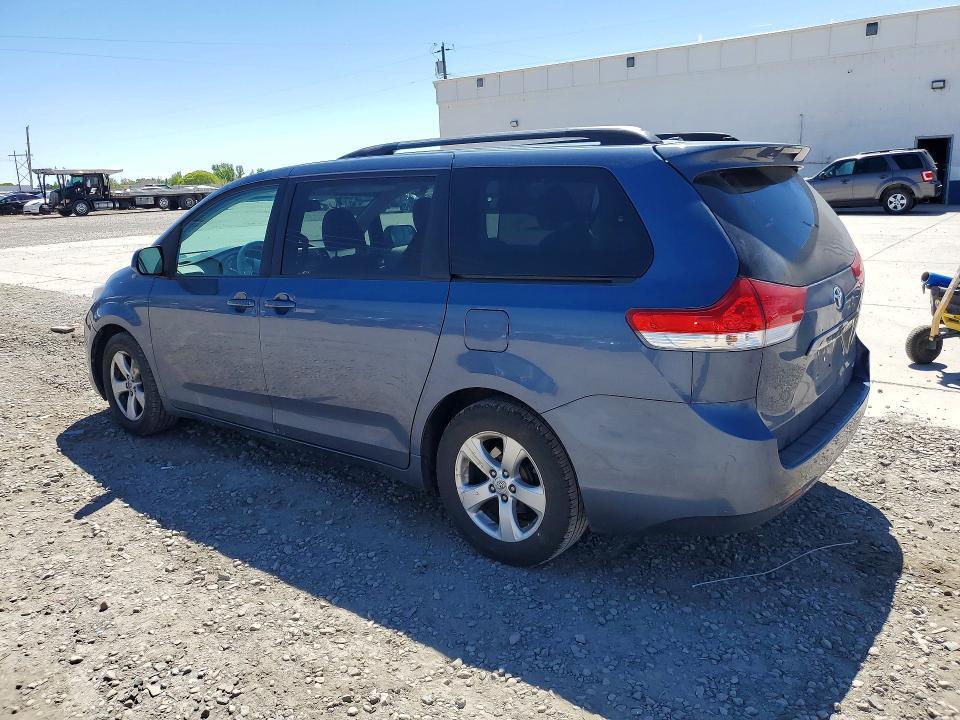 2014 Toyota Sienna le