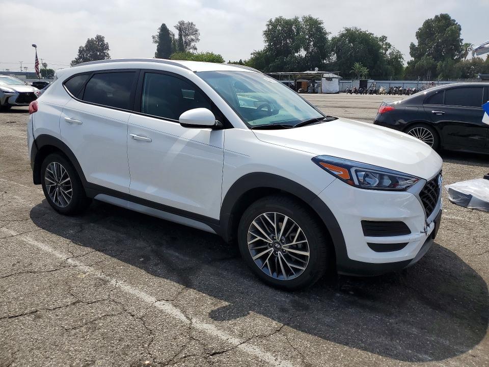 2021 Hyundai Tucson sel