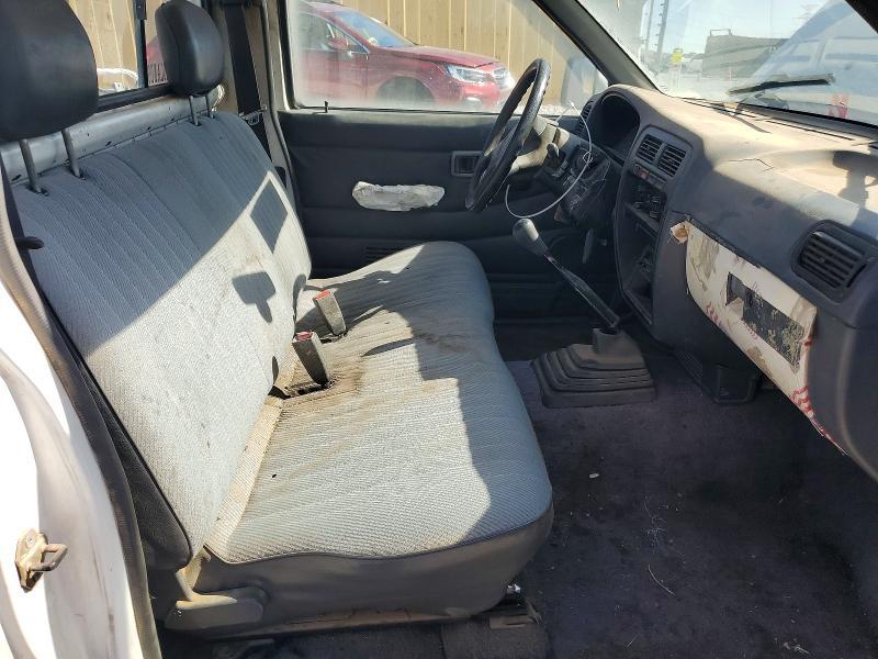 1995 Nissan Truck Base