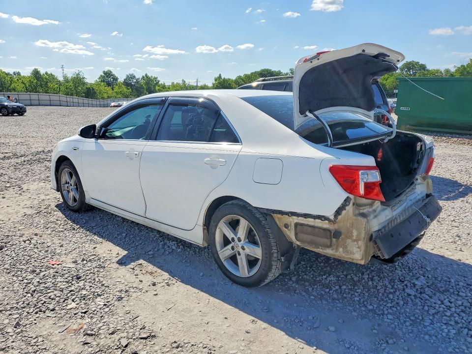 2014 Toyota Camry se