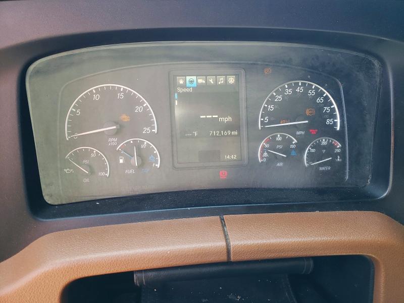 2020 Freightliner Cascadia 1-Semi Truck