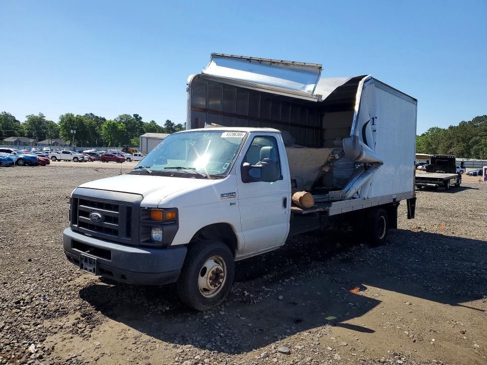 2016 Ford Econoline E350