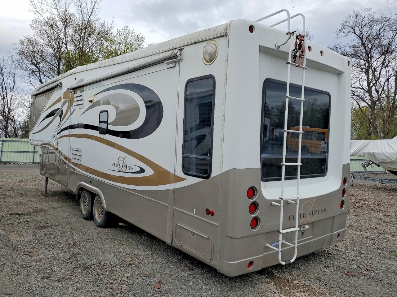 2008 Doubletree Elitesuite Camper