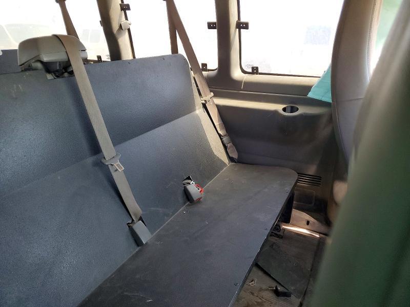 2020 Chevrolet Express G3500 LS 6.0L V8 Passenger