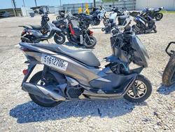 Motos salvage a la venta en subasta: 2019 Honda PCX 150