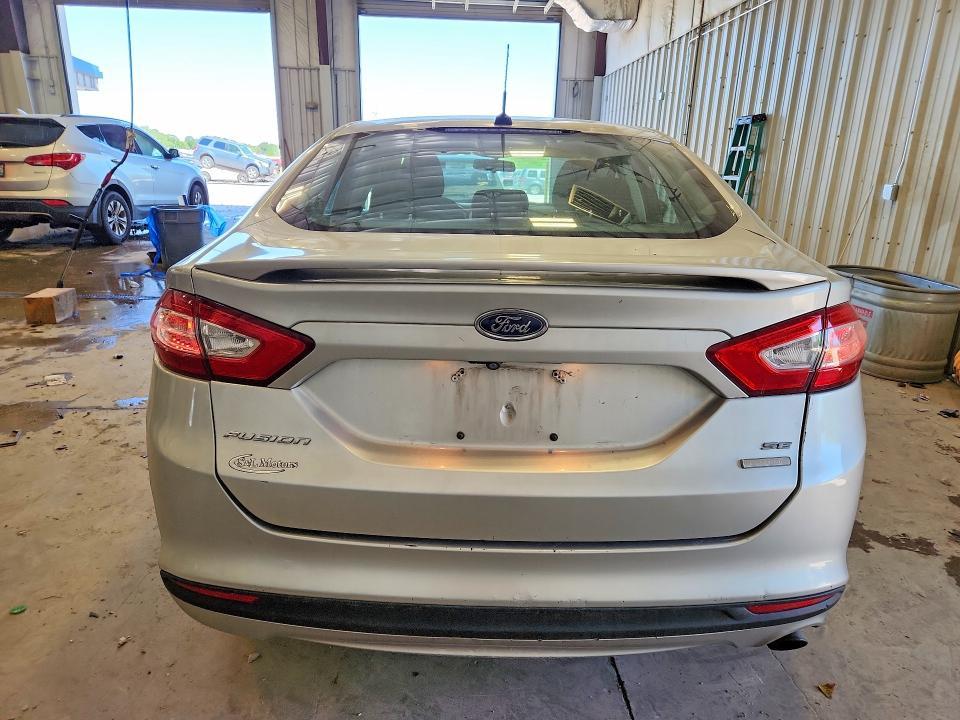 2016 Ford Fusion se
