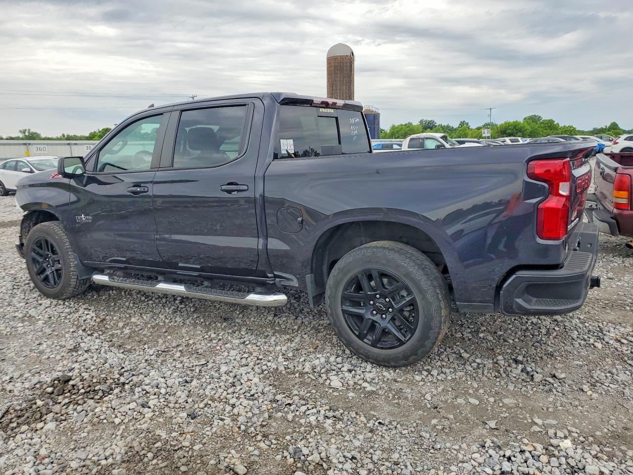 2022 Chevrolet Silverado K1500 RST