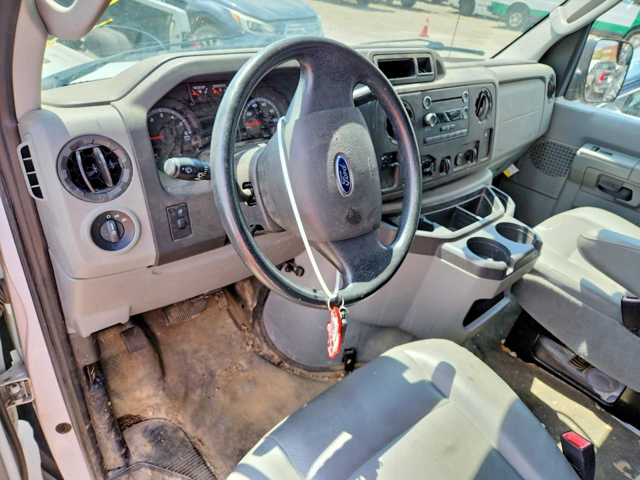 2014 Ford E350 Delivery Van