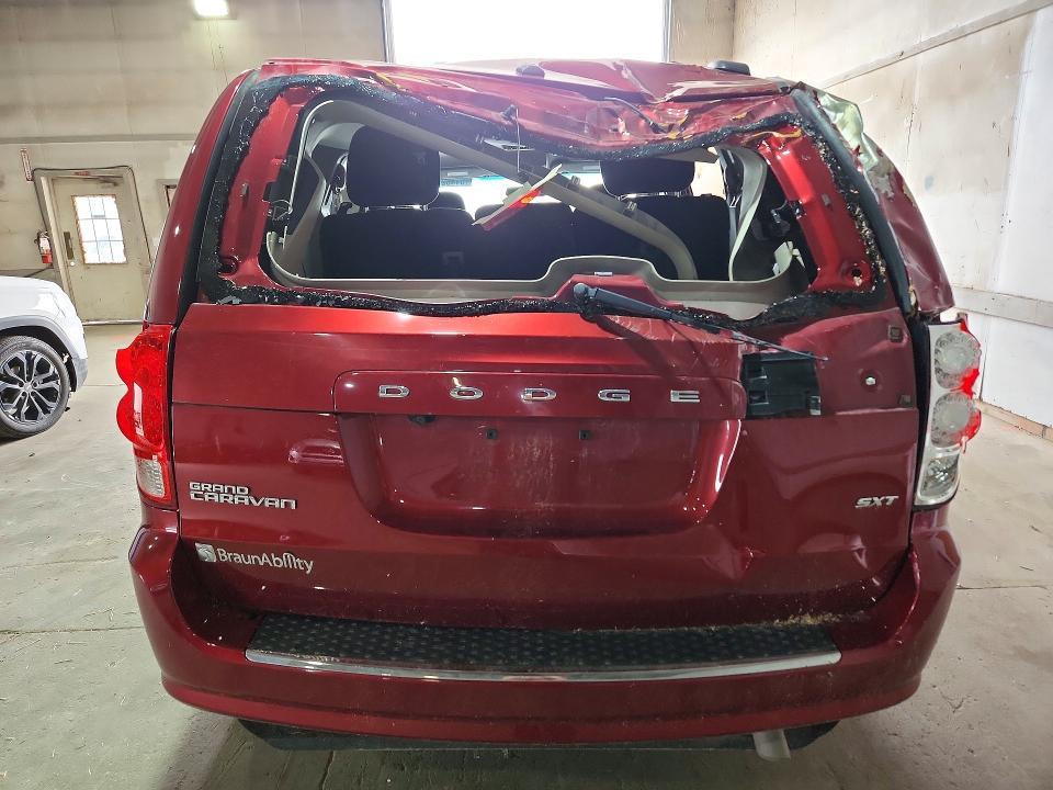 2016 Dodge Grand Caravan sxt