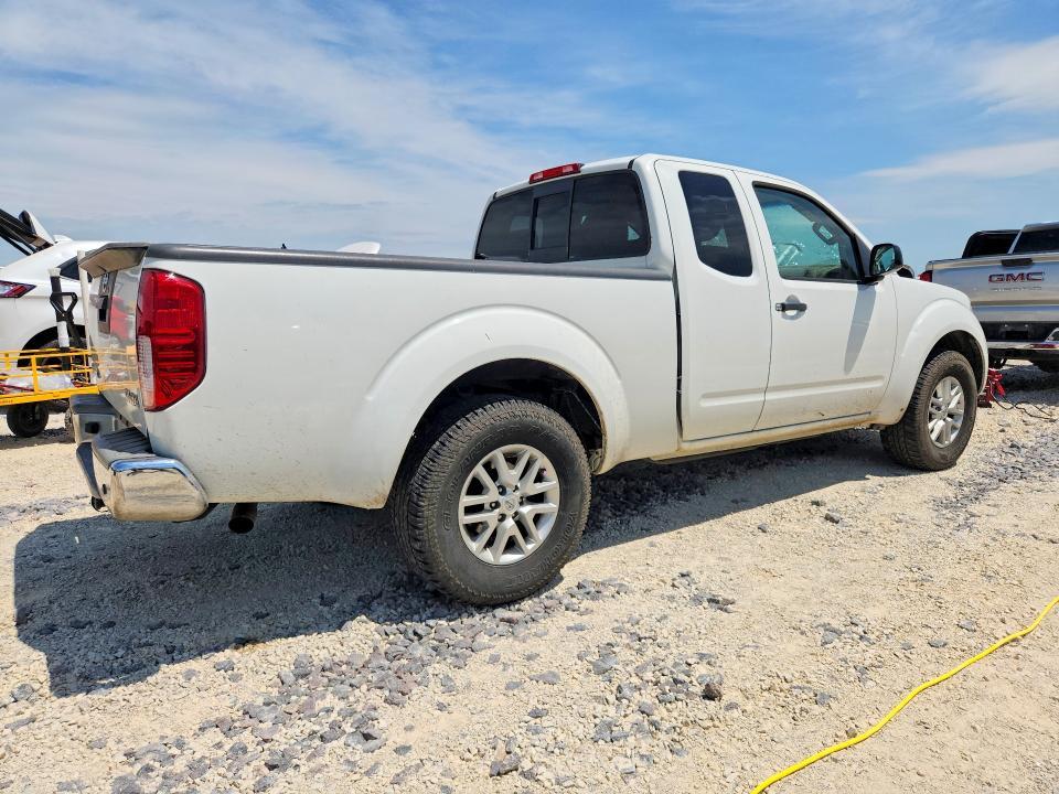 2015 Nissan Frontier SV V6