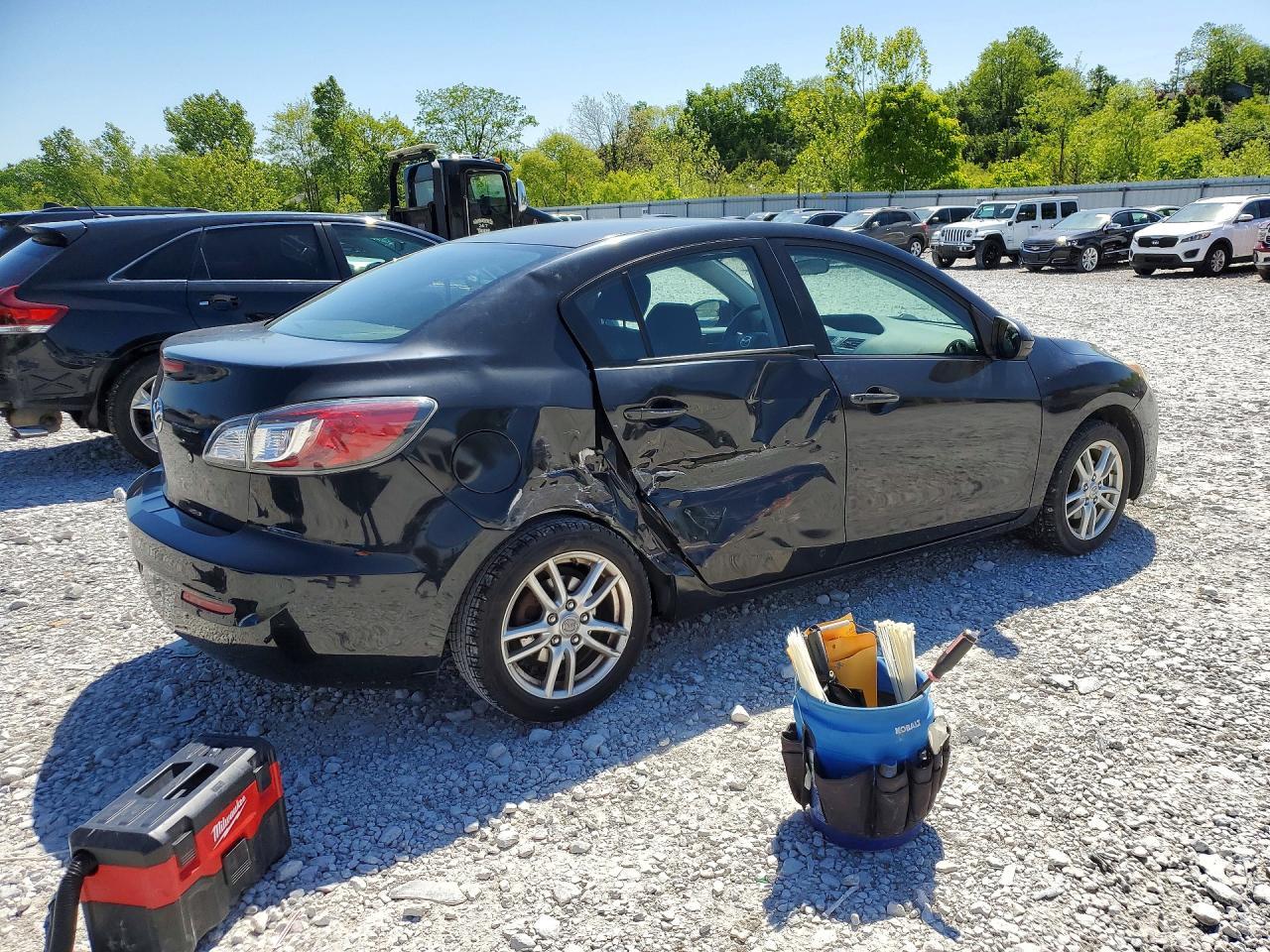 2012 Mazda 3 I
