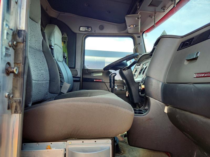 2014 Kenworth Constructi-Semi Truck