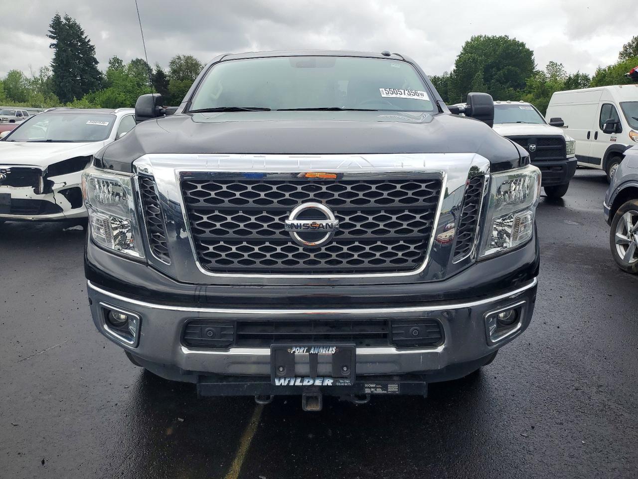2017 Nissan Titan XD SV
