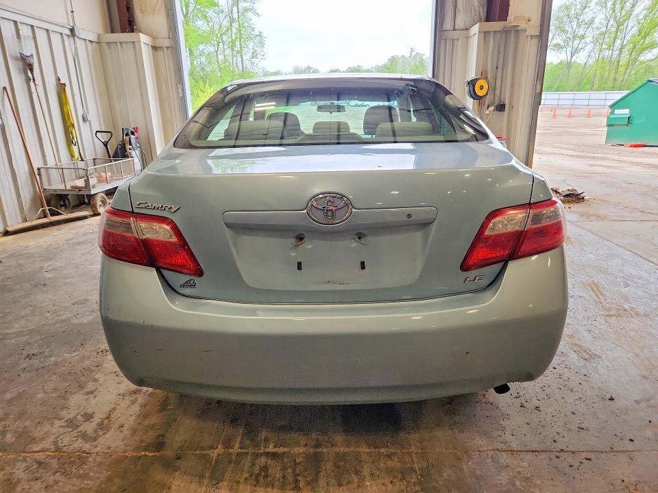2009 Toyota Camry le