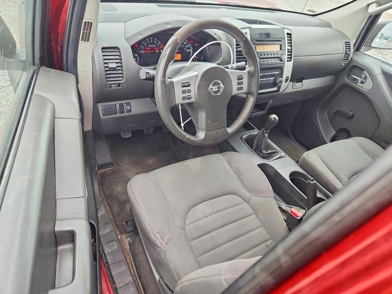 2016 Nissan Frontier S
