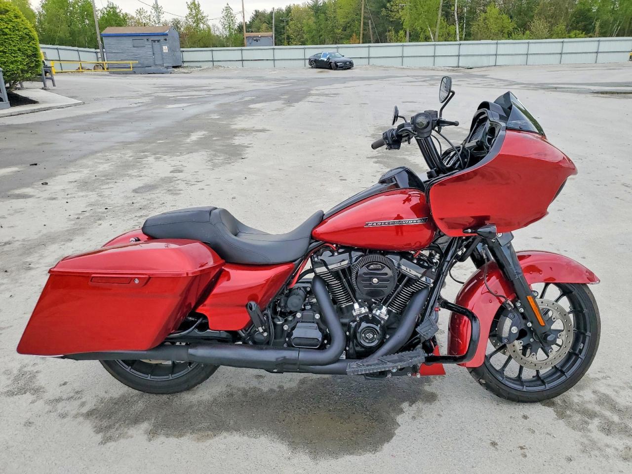 2018 Harley-Davidson Fltrxs Road Glide Special