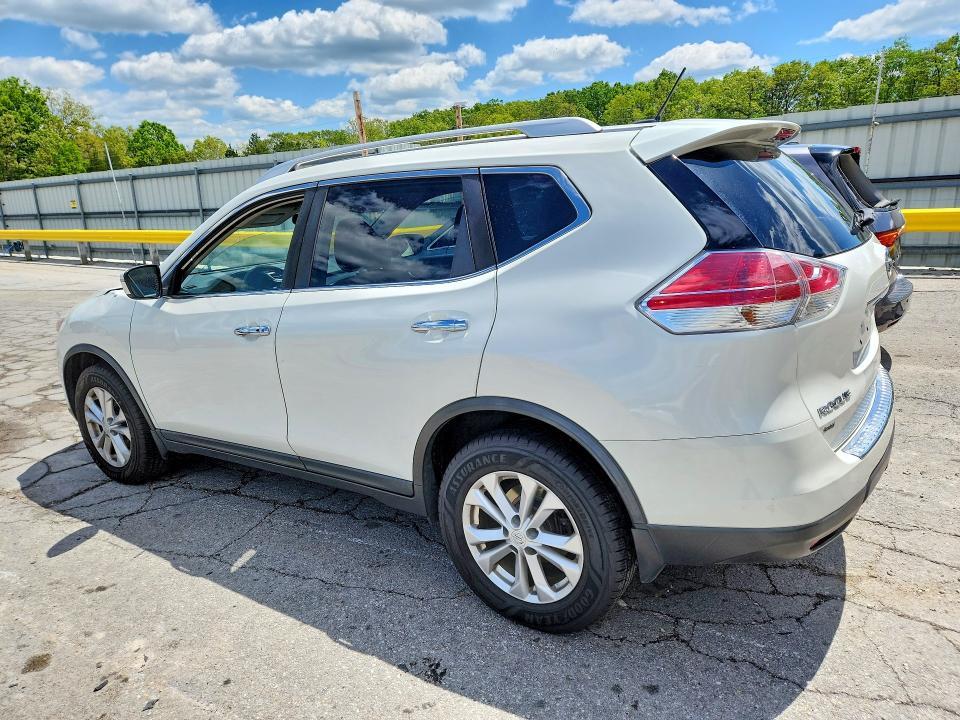 2016 Nissan Rogue sv