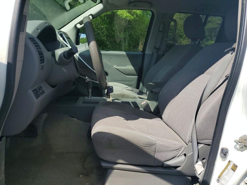 2017 Nissan Frontier SV