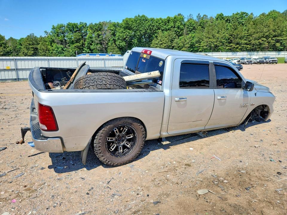 2015 Dodge RAM 1500 SLT