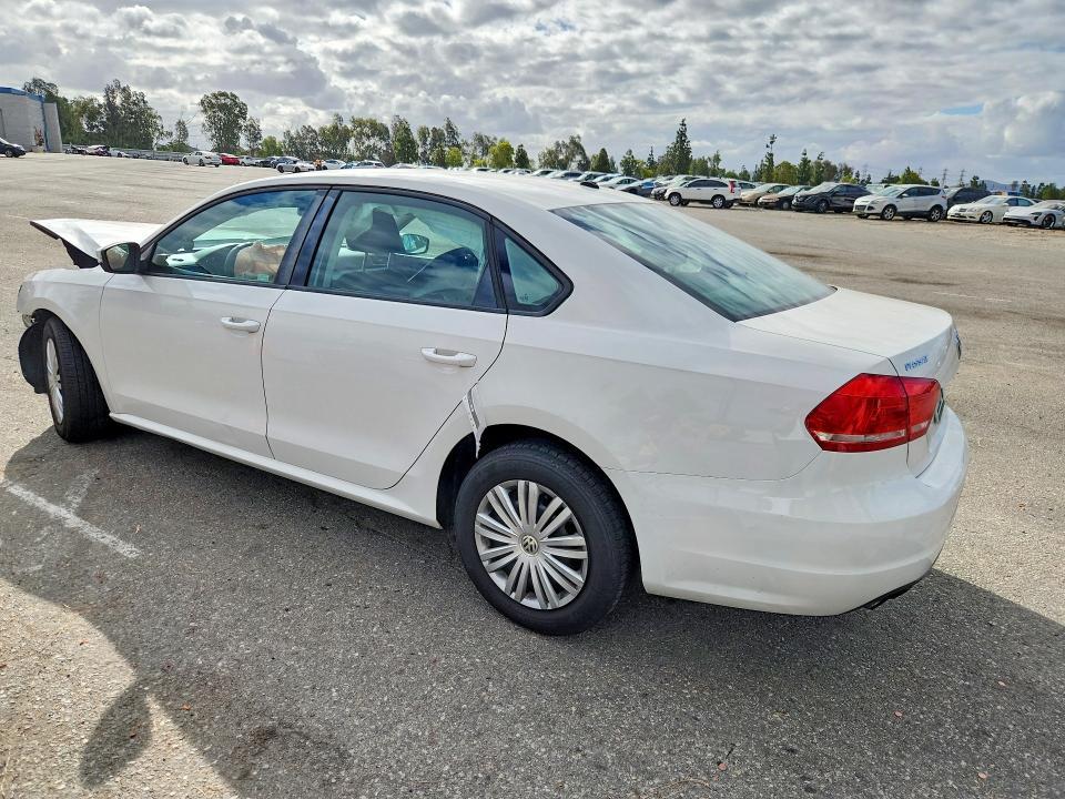 2014 Volkswagen Passat s