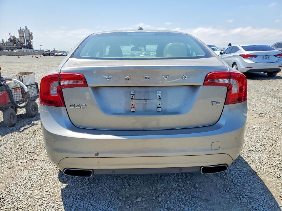 2014 Volv S60 T5