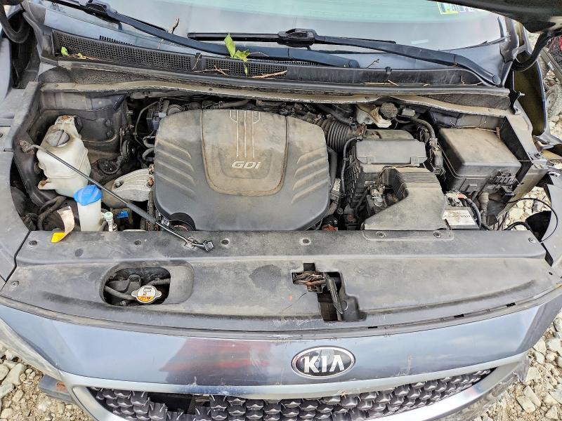 2015 KIA Sedona sx
