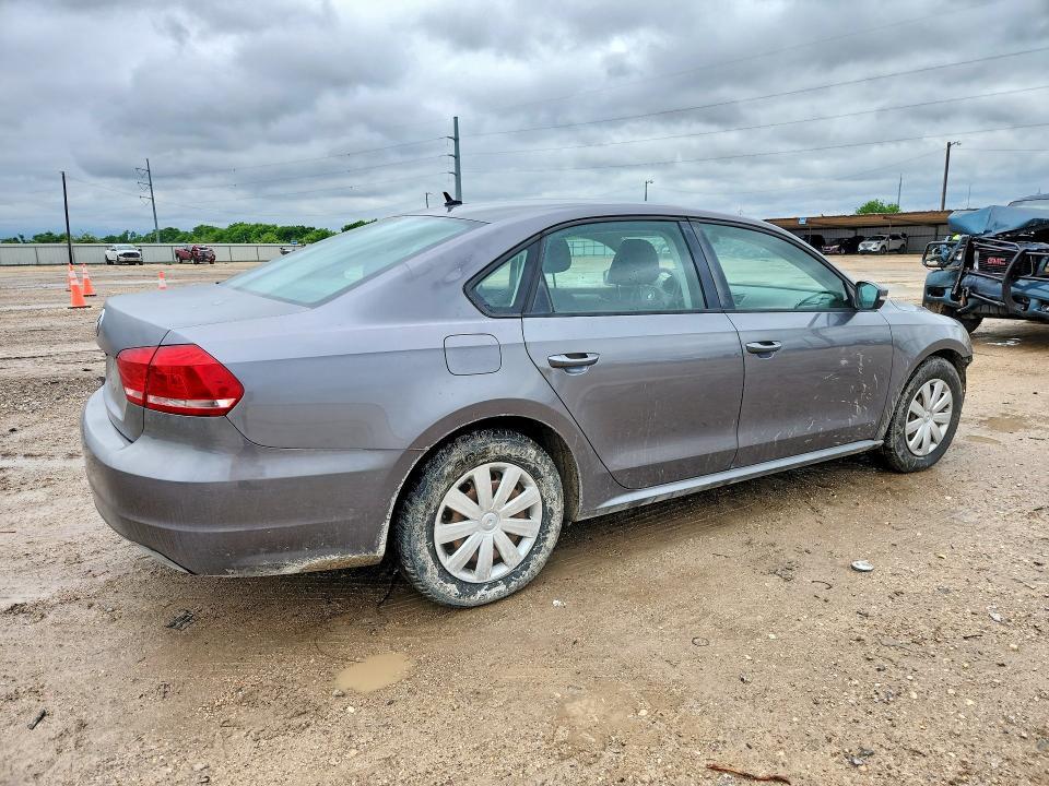 2012 Volkswagen Passat s