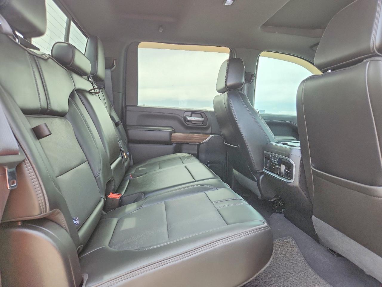 2020 Chevrolet Silverado K2500 High Country