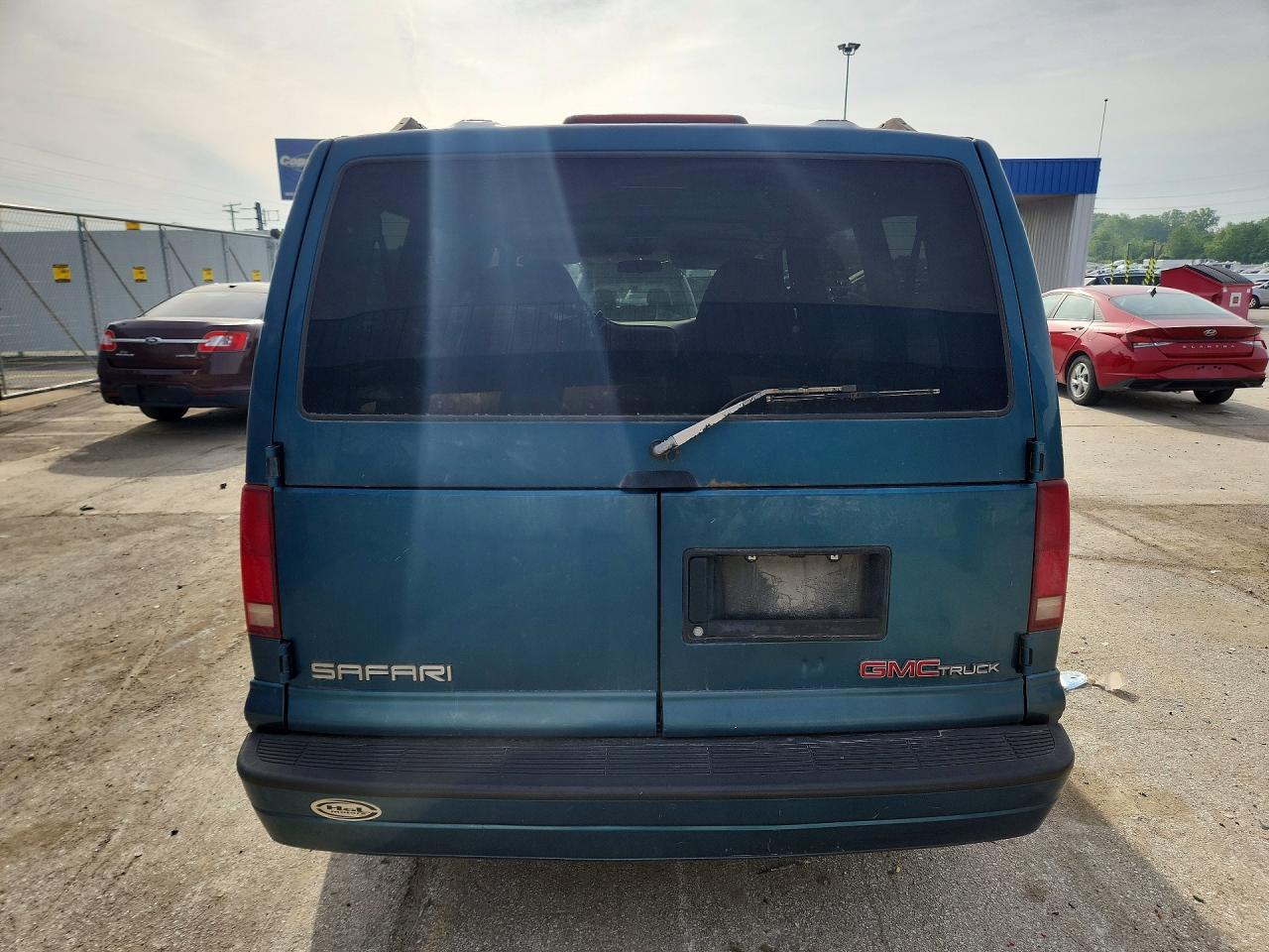 1996 GMC Safari XT