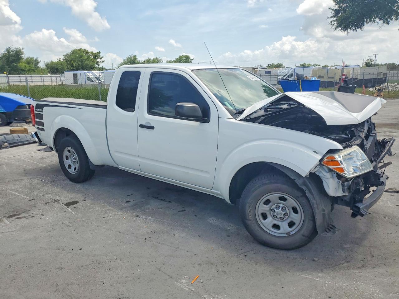 2016 Nissan Frontier S