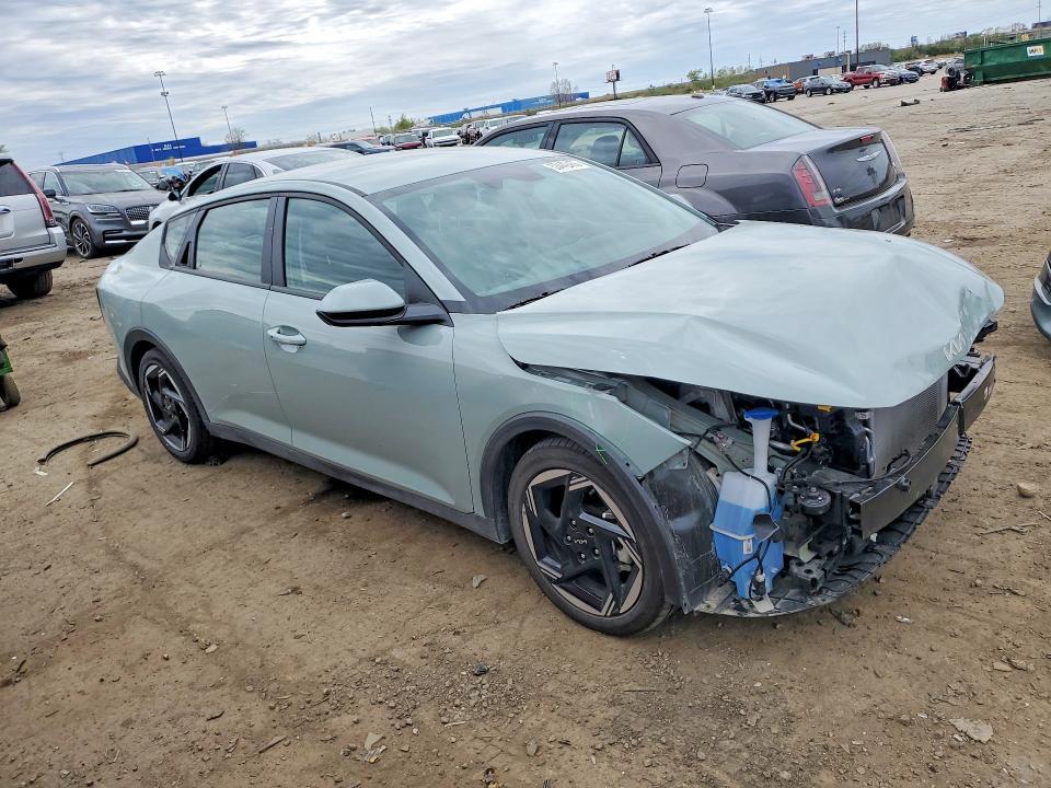 2025 KIA K4 ex