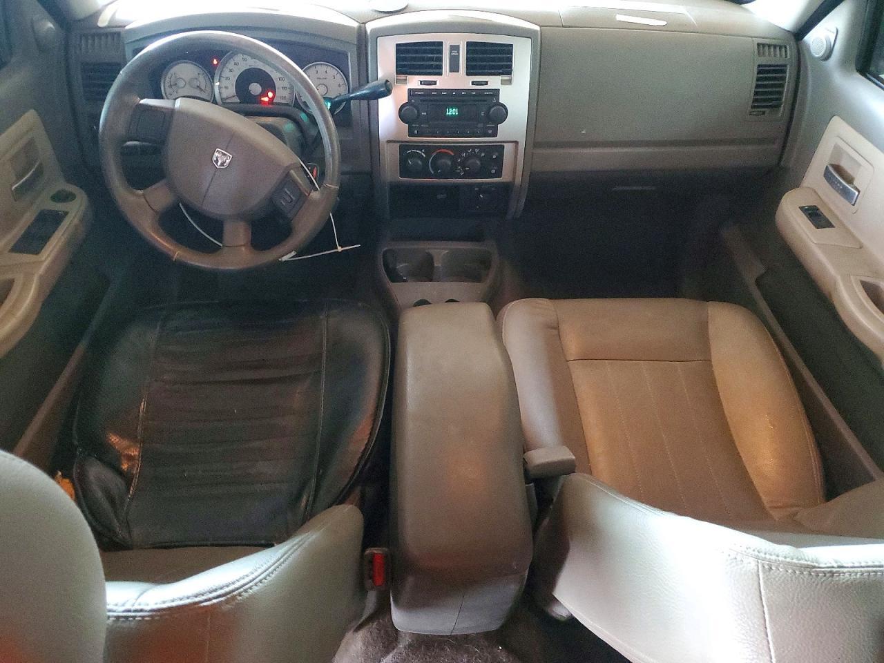 2005 Dodge Dakota Quad Laramie