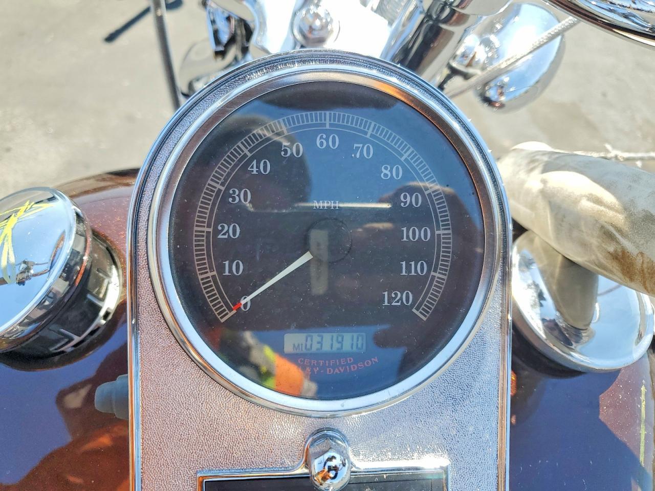2004 Harley-Davidson Fxstsi