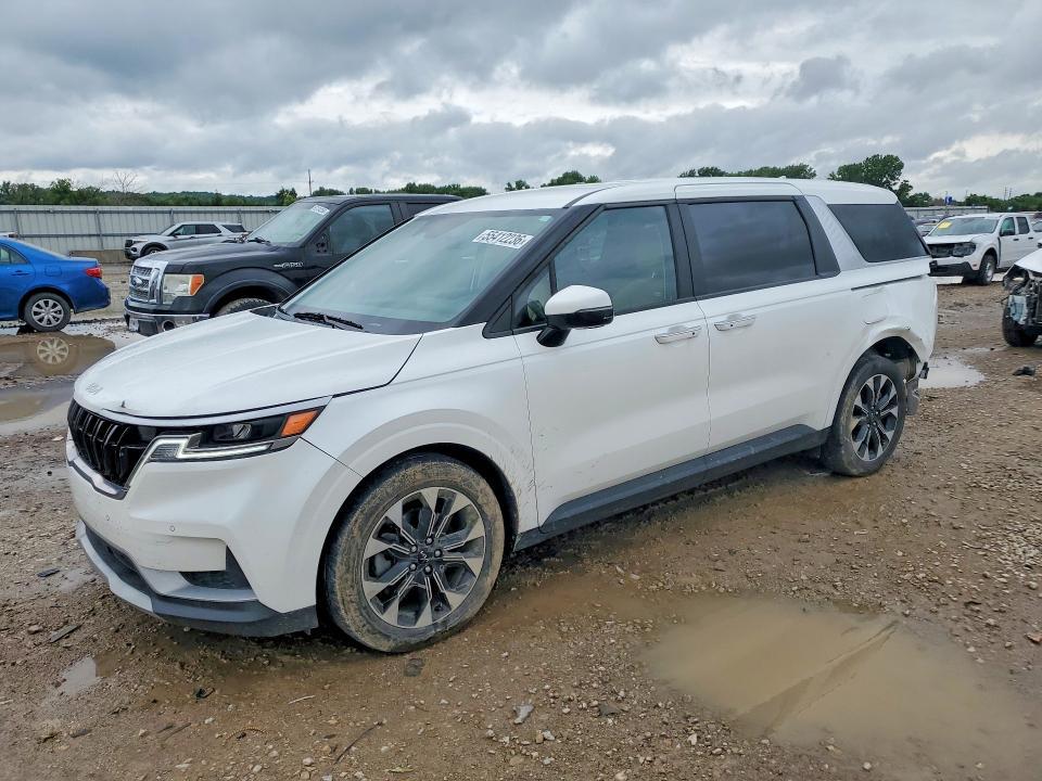 2024 KIA Carnival ex