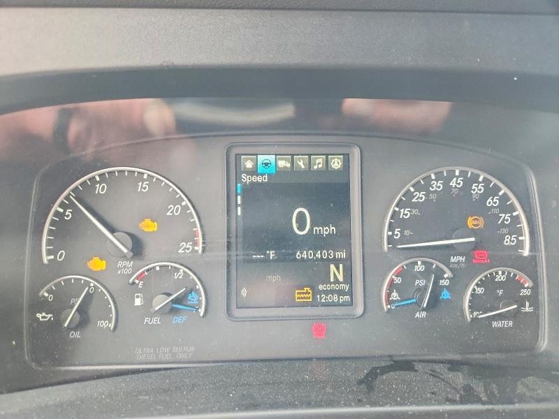 2022 Freightliner Cascadia 126 Semi Truck