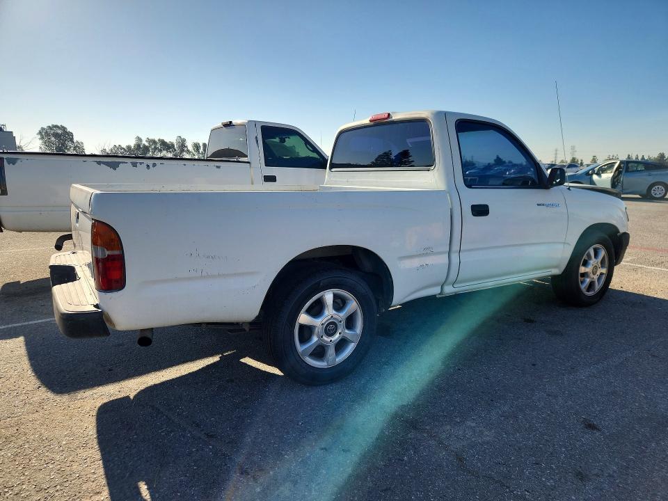 1995 Toyota Tacoma Base