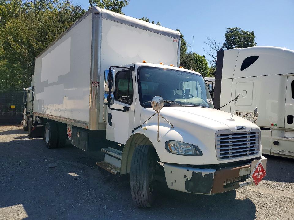 2015 Freightliner Business Class M2 BOX Truck