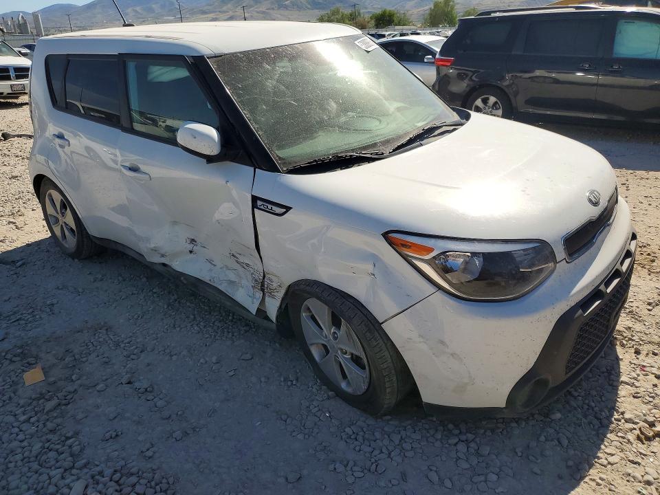 2016 KIA Soul Base