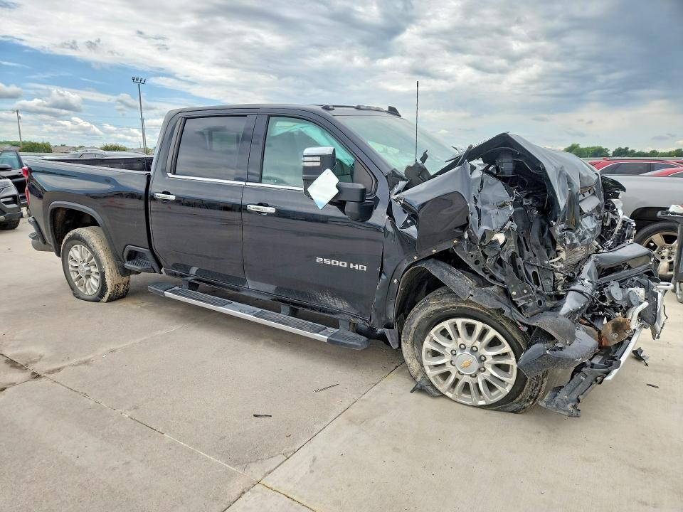 2022 Chevrolet Silverado K2500 High Country