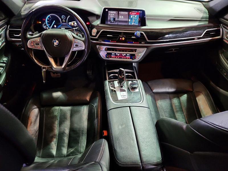 2019 BMW 740 i
