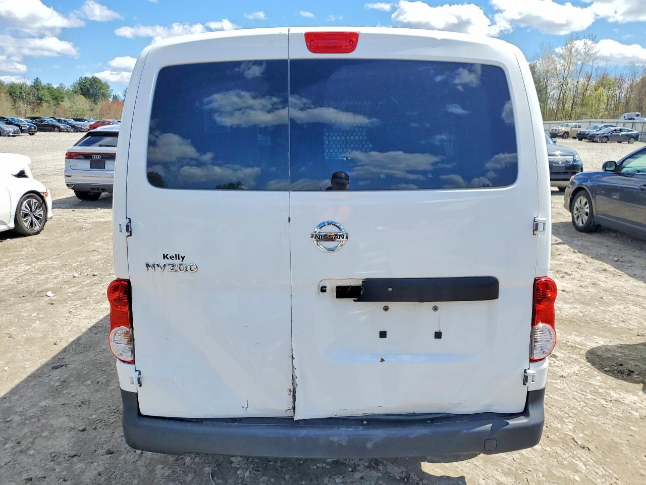 2018 Nissan NV200 S