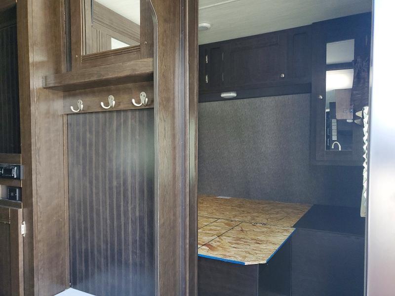 2019 Heartland Rv Pioneer BH270