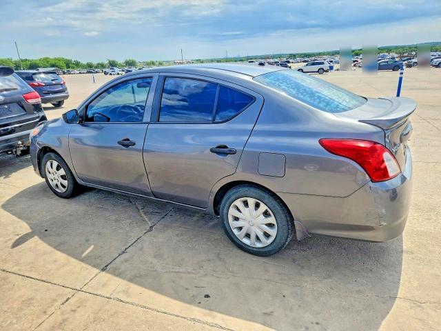 2016 Nissan Versa 1.6 s Plus