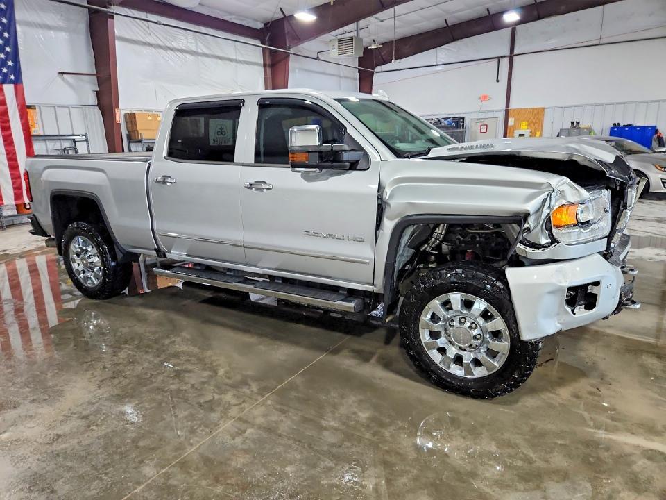 2018 GMC Sierra K2500 Denali