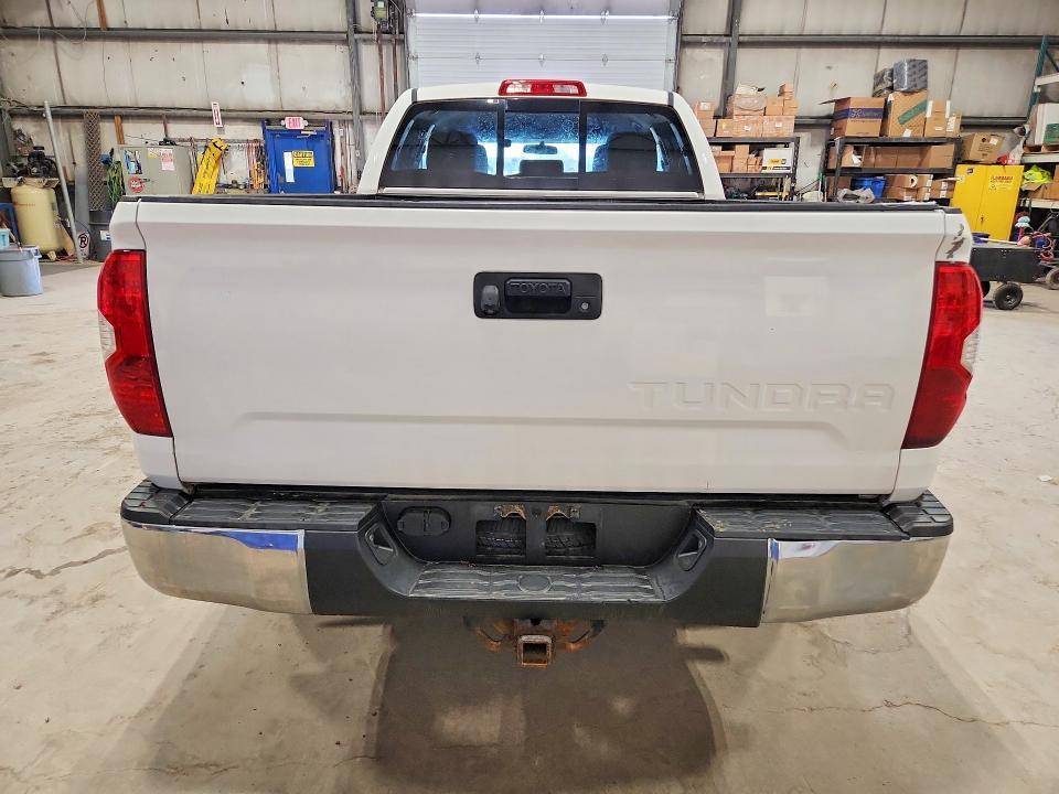 2015 Toyota Tundra SR