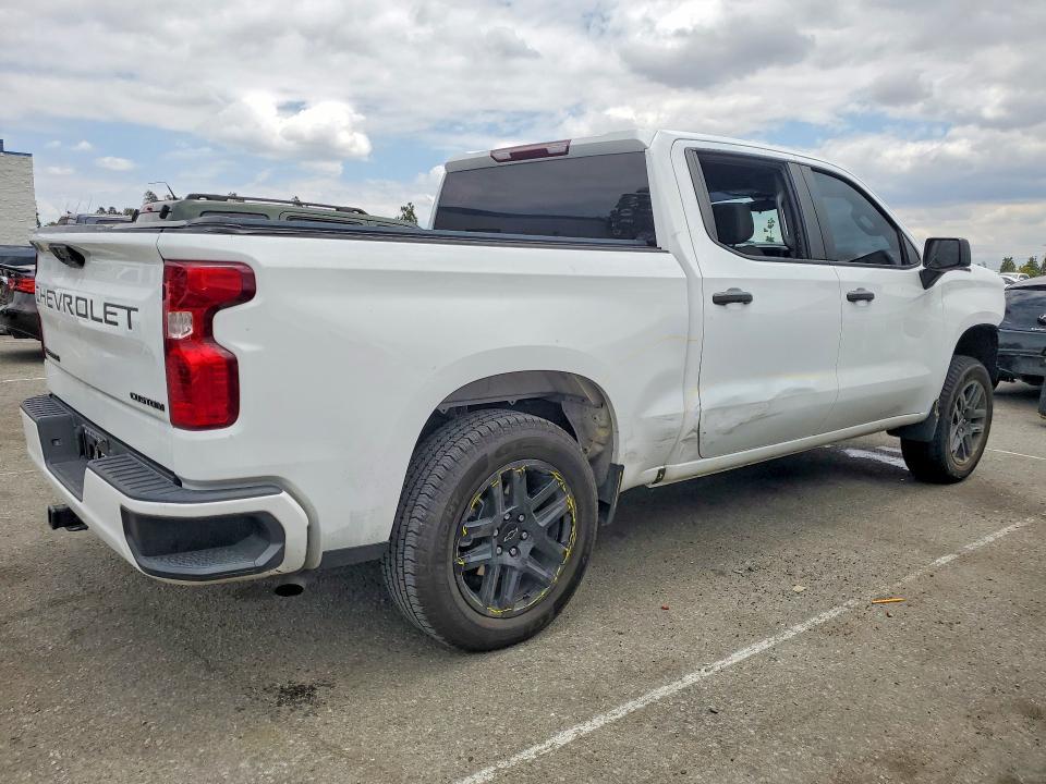 2024 Chevrolet Silverado C1500 Custom