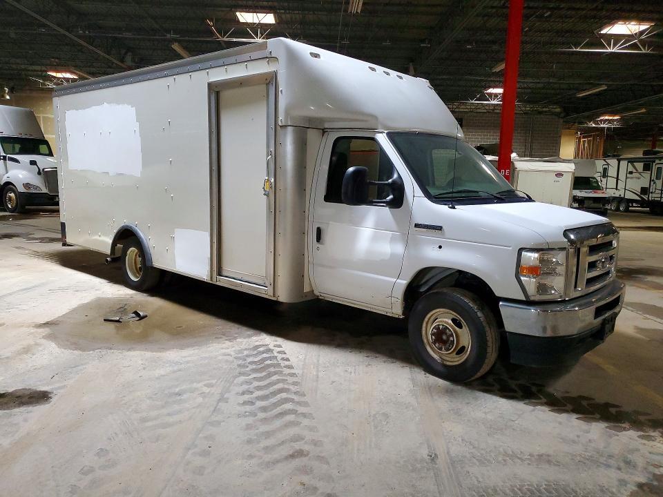 2022 Ford E350 Delivery Truck