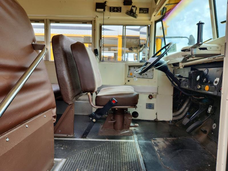 1990 International 3000 3700