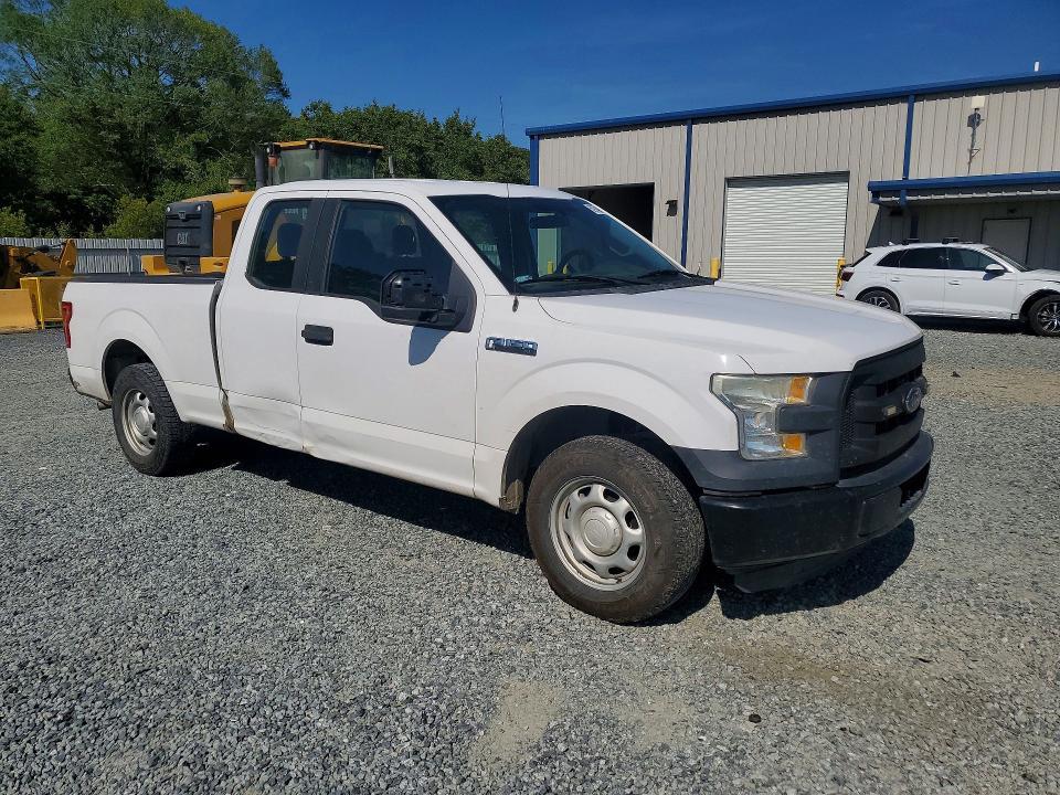 2015 Ford F150 Super cab
