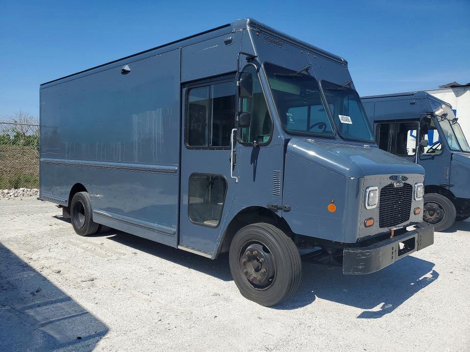 2020 Freightliner Chassis M Line WALK-IN Van